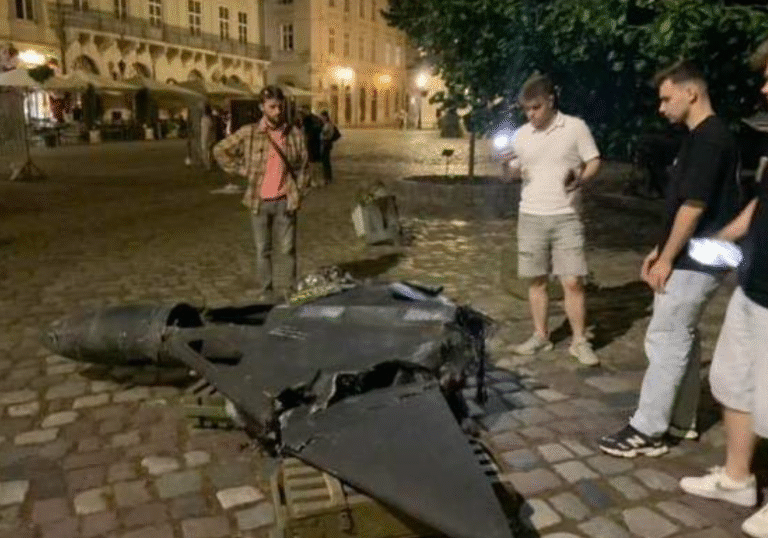 У мережі поширили фейк про «Шахед» у центрі Львова — Садовий спростував