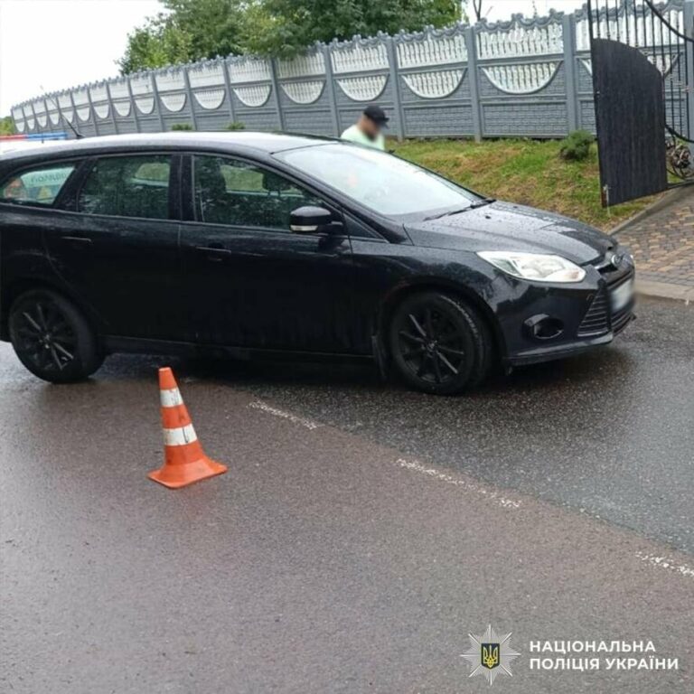 ДТП на Львівщині: жінка за кермом Ford опинилася в лікарні після аварії, – ФОТО