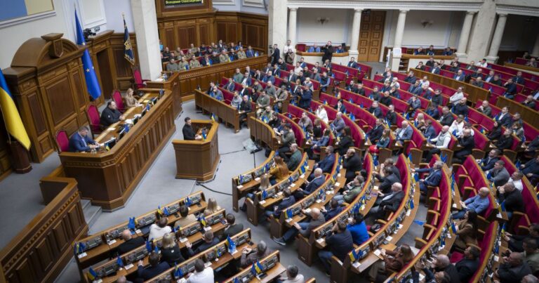 Рада повернула незалежність НАБУ і САП