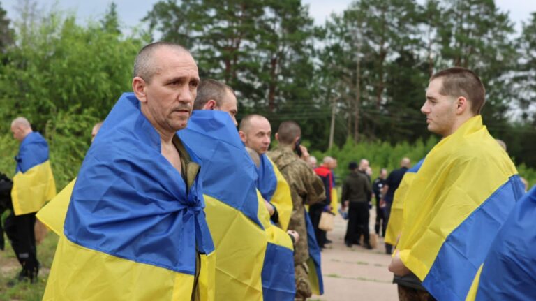Серед захисників, яких сьогодні визволили з полону, є троє жителів Львівщини