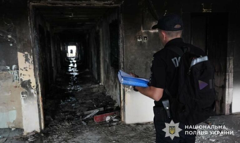 Вибух батареї скутера спричинив пожежу у львівському готелі — є постраждалі