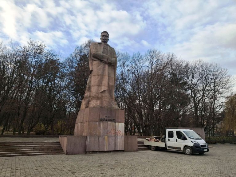 У Львові триває оновлення одного з міських парків.