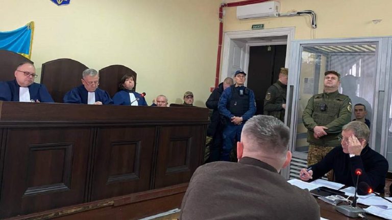 У суді визнали, що на місці злочину, пов’язаного з Іриною Фаріон, відчувався аромат Зінченка