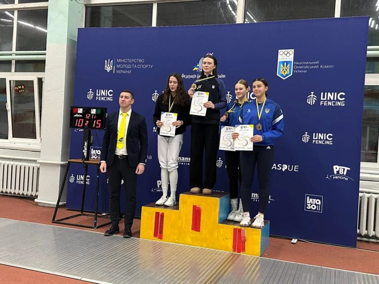 Фехтувальники з Львівщини завоювали призові місця на чемпіонаті України