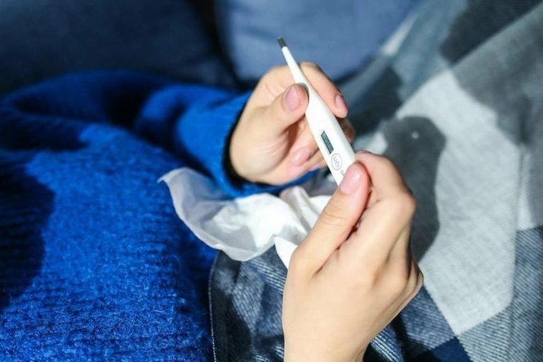 У Львові та області знизилася захворюваність на грип і ГРВІ, 41% хворих — діти