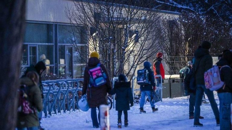 Поліція відкинула заяву депутата ЛМР про підвищення рівня безпеки в школах