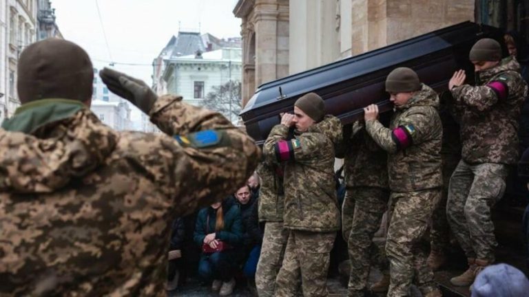 Львів завтра проведе в останню путь захисника Едуарда Котенка