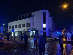 Садовий назвав вибухи у Львові терактом, 14 постраждалих