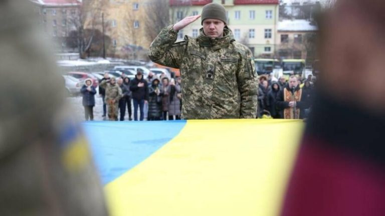 Завтра у Львові відбудеться прощання з героєм Миколою Боднарчуком