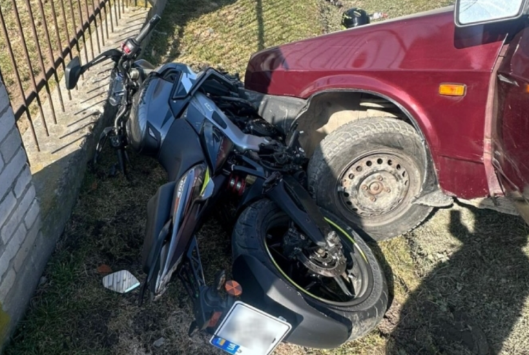 На Львівщині на 41% збільшилася кількість ДТП за участю мото- і велосипедистів — які фактори найчастіше спричиняють аварії