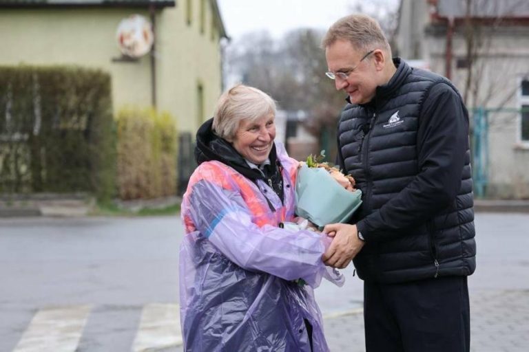 Ганна Петричкович визнана найкращою двірницею Львова 2026 року