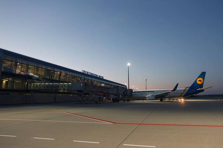 Утворено робочу групу з підготовки до відновлення функціонування українських аеропортів