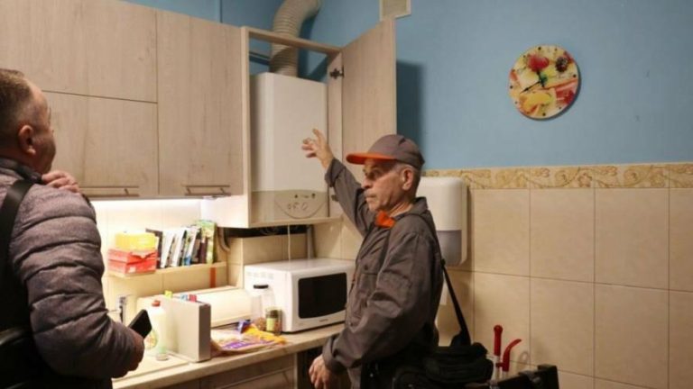 У Львові двоє малюків госпіталізовані через отруєння чадним газом