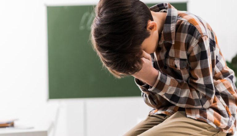 У Львівській області поліція перевіряє відеозапис, де вчителька чинить насильство над п’ятикласником