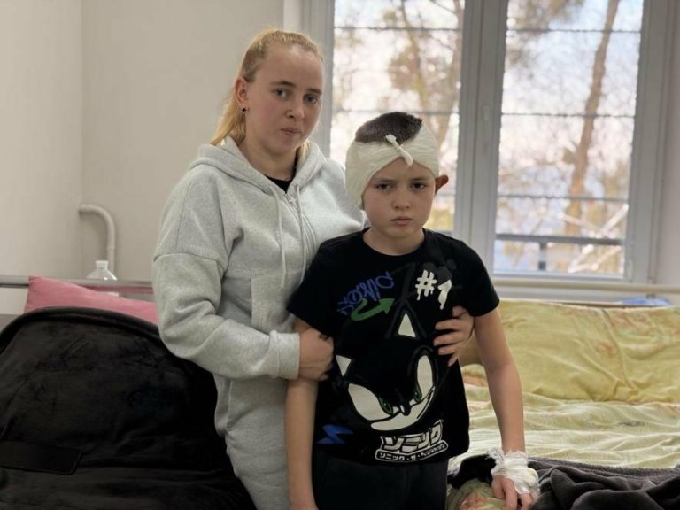 Львівські лікарі повернули слух дитині, яка оглухла після тяжкого менінгіту