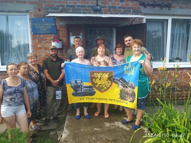 Волонтерки з Полтавщини готують їжу та маскувальні сітки для захисників