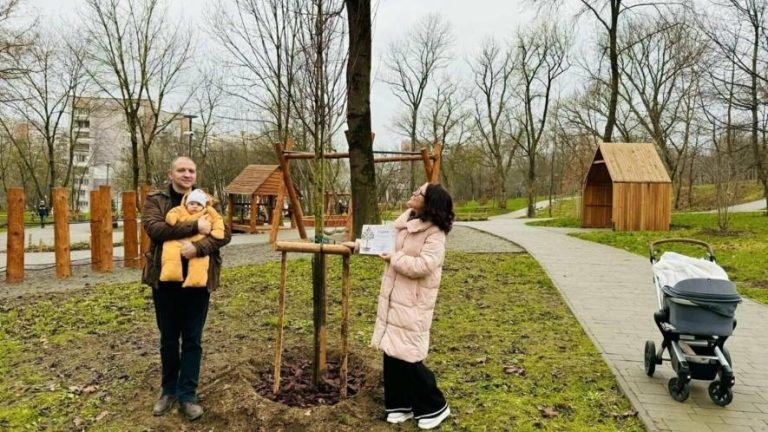У Львові стартує ініціатива: посадіть дерево на честь своєї дитини