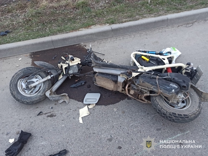 У Львівській області внаслідок ДТП травмувався 19-річний мотоцикліст