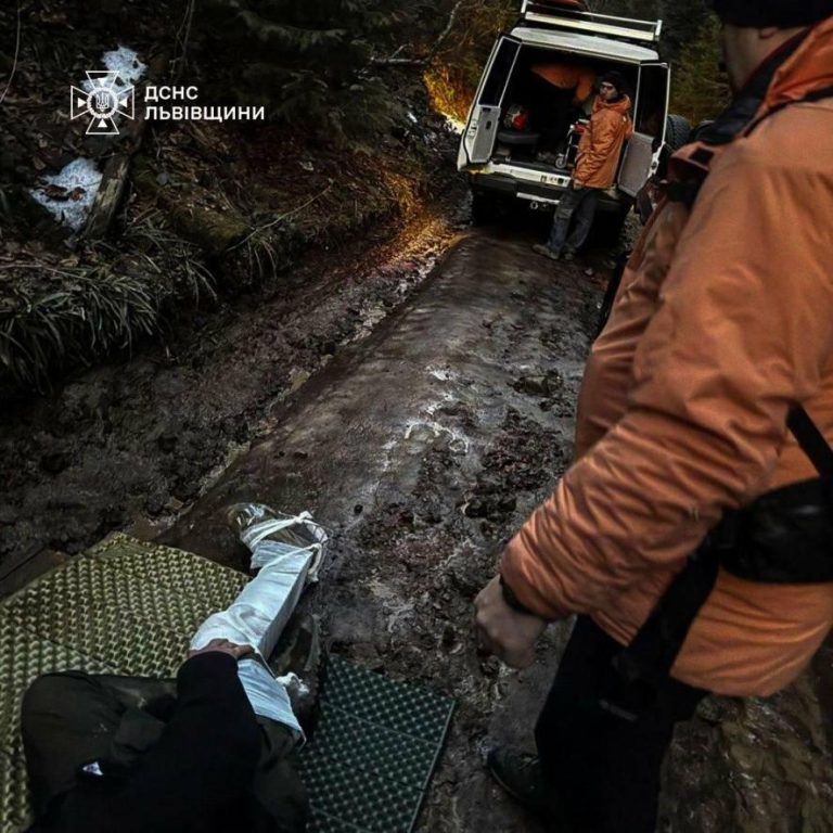 У Славському з гори евакуйовано 21-річного киянина з травмами