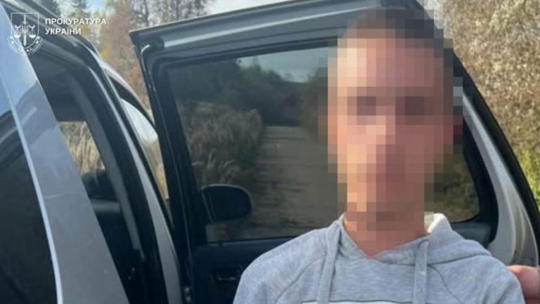 Мешканця Львівщини 21 року засудили до ув’язнення за розбійний напад на сусіда