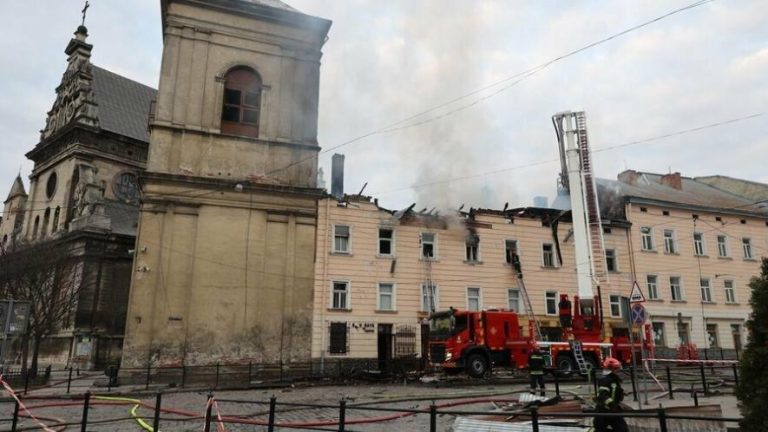 Після удару дронів у Львові пошкоджено 19 будинків — 13 людей потребують відселення