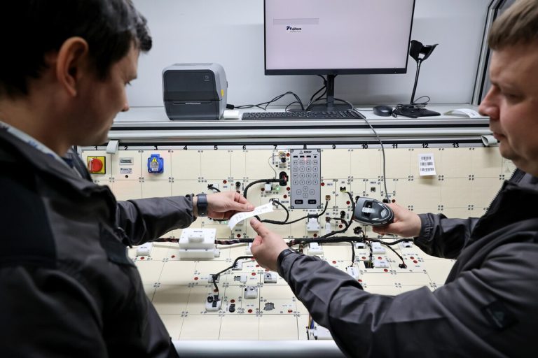 Японські інвестиції перетворюють два львівські профтехи — які фахи там готуватимуть