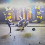 У Сокалі розшукують осіб, які пошкодили майно магазину під час комендантської години — відео від Голосу Сокальщини