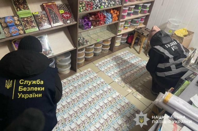 На Львівщині судитимуть чоловіка, що за 5,5 тисячі доларів обіцяв «вирішити питання» з ТЦК і ВЛК — ФОТО