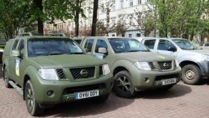 Міжнародний конвой із 38 позашляховиків прибув до Львова на передачу ЗСУ