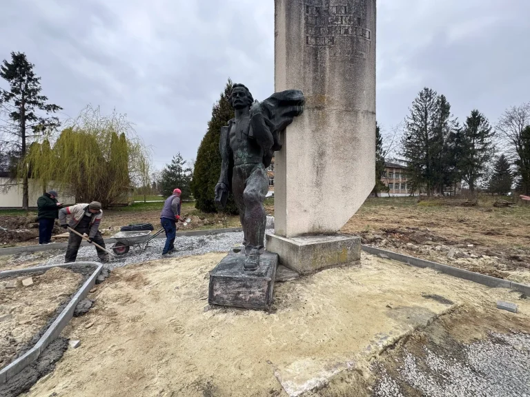 У Лішні створюють меморіальну алею на вшанування полеглих захисників