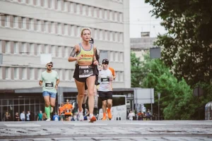 Львівський напівмарафон об’єднав спортсменів і благодійні ініціативи