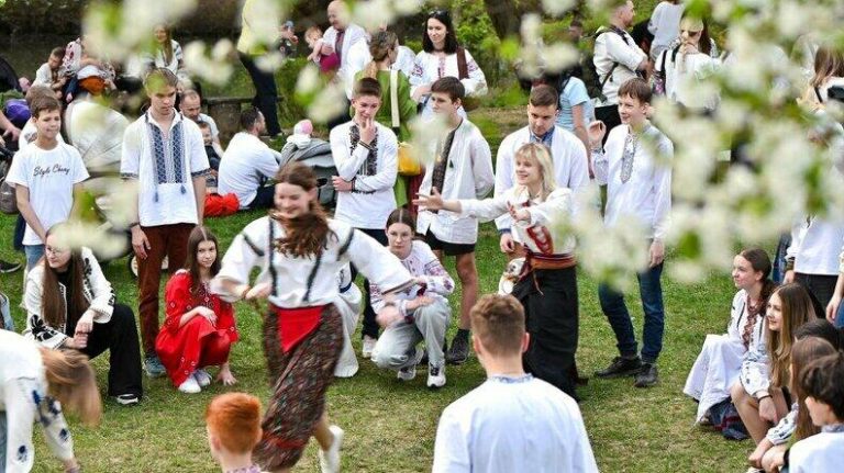 Львів презентує святкову програму на Великдень — концерти, гаївки і майстер-класи