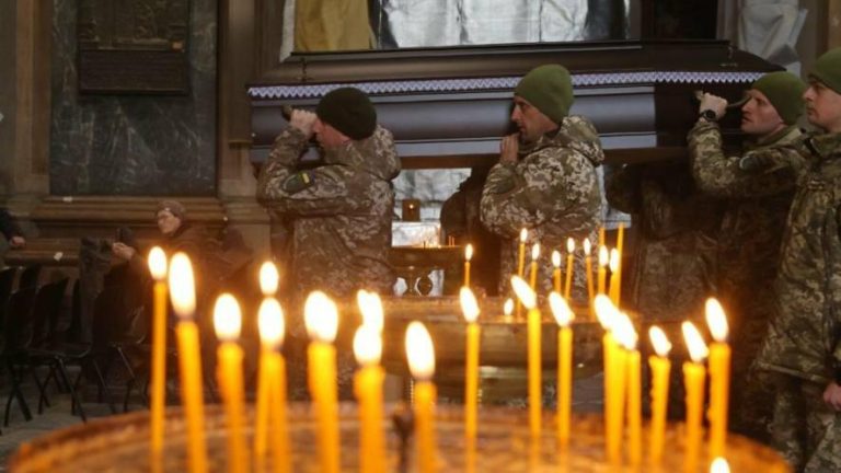 Сьогодні у Львові відбудеться прощання із загиблим героєм — ФОТО