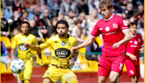 Два автоголи і вилучення коштували львівському «Руху» розгромної поразки від «Кривбасу»