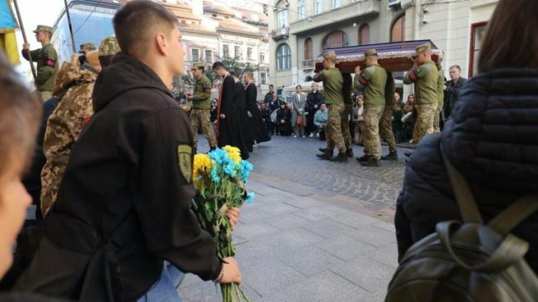 У Львові завтра віддадуть шану загиблому захиснику Володимиру Рейтеру