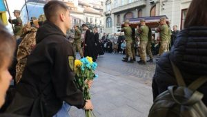 У понеділок Львів проведе в останню путь чотирьох захисників — ФОТО