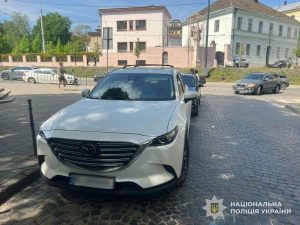 У Львові 28-річний водій Mazda травмував жінку-пішохода
