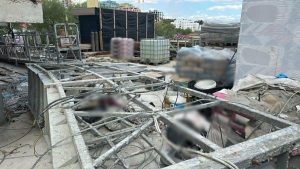 У Львові будівельна люлька зірвалася з 15-го поверху: внаслідок падіння загинули троє, серед них громадяни Туреччини — ФОТО