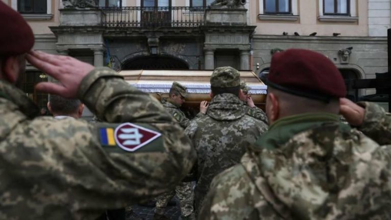 У Львові прощатимуться з двома Героями — ФОТО