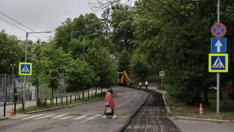 У Львові на місяць закрили ділянку вулиці Винниченка — як це вплине на рух