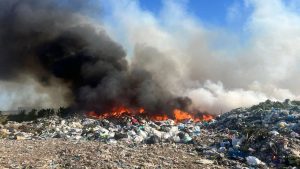 На сміттєзвалищі біля вулиці Шевченка у Сокалі вигоріло 700 квадратних метрів відходів