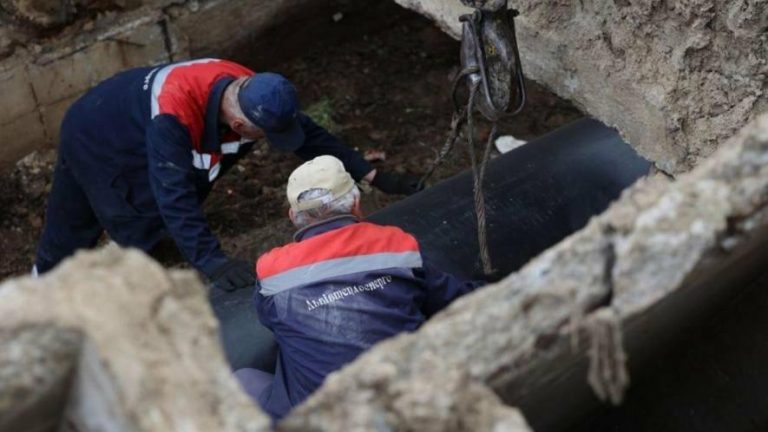 У Львові перекрили рух на одній із дорожніх ділянок