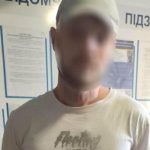 У Львові 31-річний зловмисник із ножем напав на пенсіонерку та відібрав її пенсію