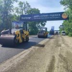 На Львівщині вже відновили понад пів мільйона квадратних метрів доріг