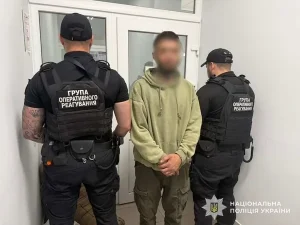 У Золочеві поліція затримала підозрюваного у кидку гранати