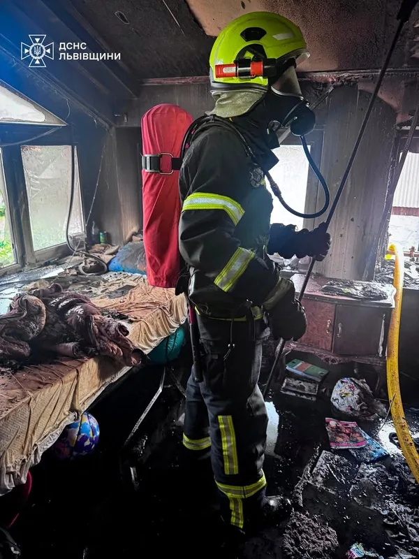 У Дрогобичі внаслідок пожежі постраждали двоє дітей