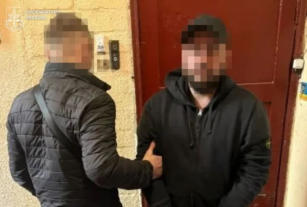 У Львові затримали харків’янина, який видавав себе за капітана поліції й збував психотропні речовини