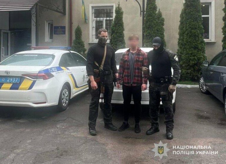 У Львові підозрюють 19-річного хлопця у підпалі Ісламського центру