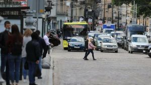 Сьогодні у Львові центр міста перекриють для приватних авто