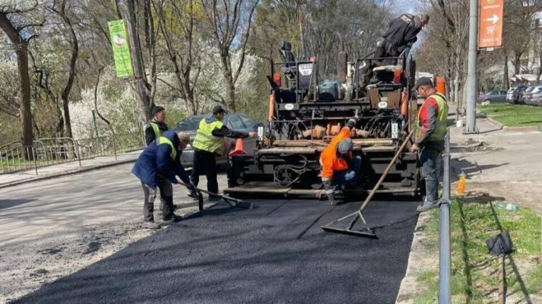 У Львові ремонтують одну з найпроблемніших вулиць — рух ускладниться, можливі перекриття